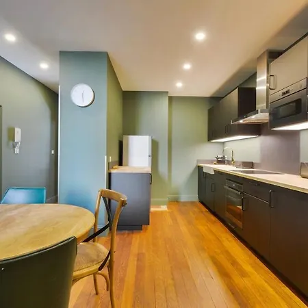 L'ideal De Poincare Apartman