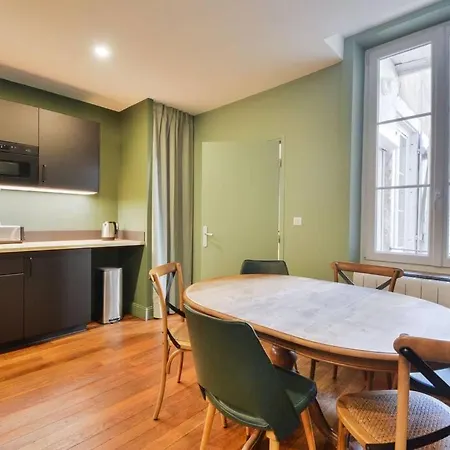 L'ideal De Poincare Apartman
