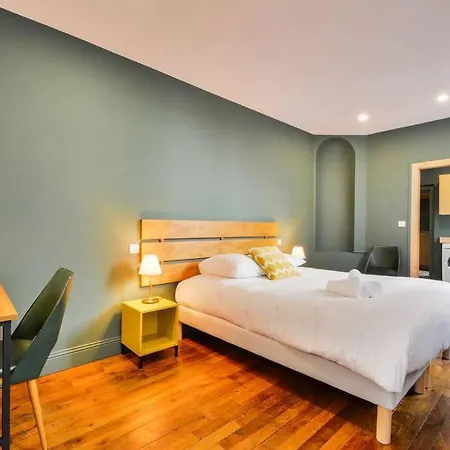 L'ideal De Poincare Apartman